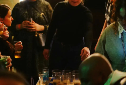 Paris Tournée des bars privée image 4