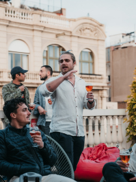 Fête sur le toit et bières Barcelone