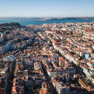3EqwKD0CJoFTsiUanpJGTH-tuk-tuk-lisbon-4.png image 4
