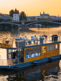 Croisière privée sur le bateau Privateer Prague