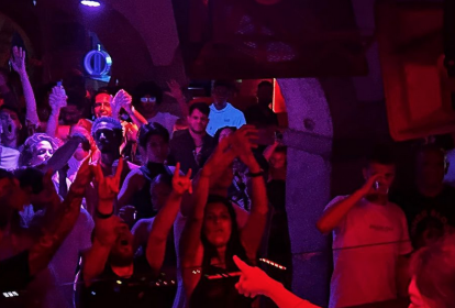 Lisbonne Table VIP en boite image 4