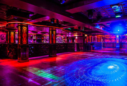 Dublin Discothèque Copper Face Jacks image 1