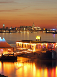 Bateau en fête Cologne