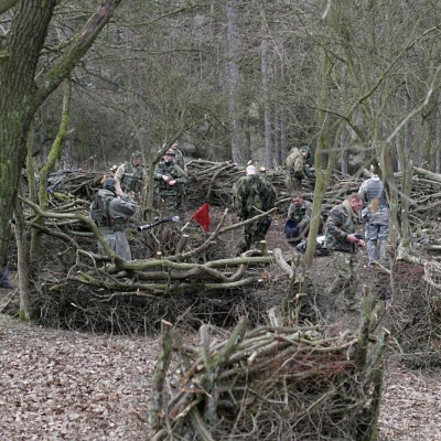 outdoor-paintball-prague-7.jpg image 4