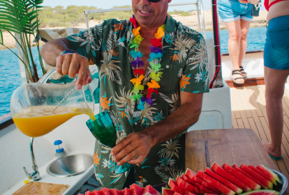 Ibiza Party Boat Matinal image 1