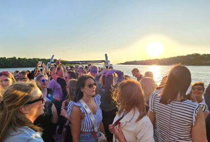 Hamburg Party Boat image 6