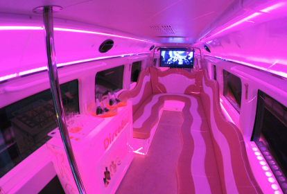 Madrid Bus des fêtards image 4