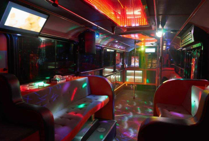 Varsovie Party Bus image 5