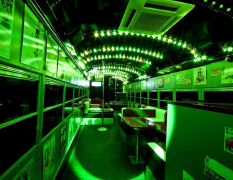 Varsovie Party Bus image 3