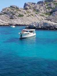 Baignade et visite des Calanques en bateau Aix-Marseille