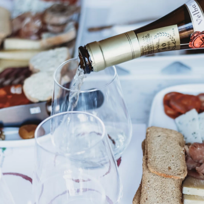 discover-lisbon-wine-and-cheese-2.png image 3