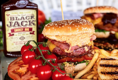 Ibiza Dîner 3 plats au restaurant image 1