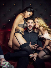 Soirée 2X plus au strip club Prague