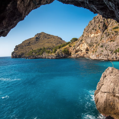 7IoMednCylQGngqgalvVRY-private-catamaran-ibiza-8.png image 3