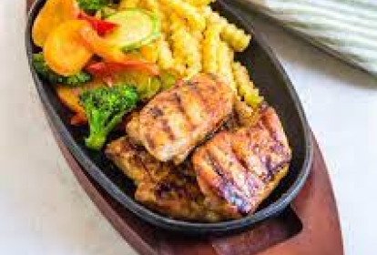 Prague Repas EVG image 1