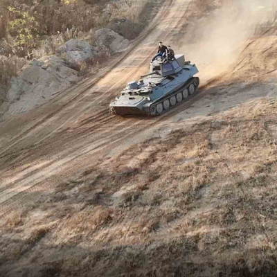 tank-budapest-2019-2.jpg image 4