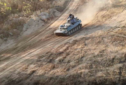 Budapest Conduite d'un Tank (MT-LB) image 4