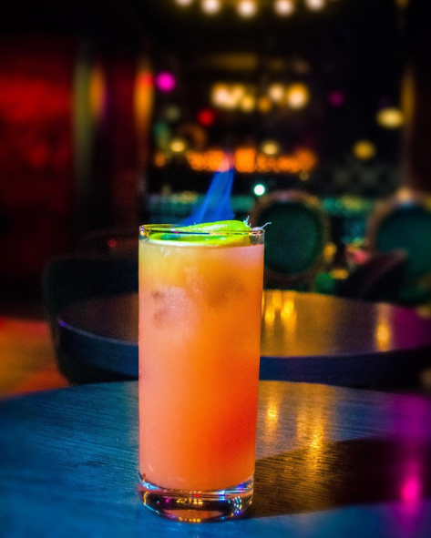 Soirée au KU Club + grande bouteille