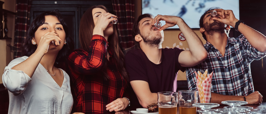 Paris Tournée des bars privée image 1