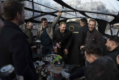 Amsterdam Croisière sur le Canal + Consos Illimitées image 1