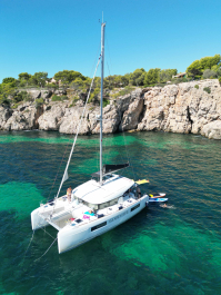 Catamaran privé avec snacks et boissons (12pers) Majorque