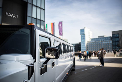 Cologne Location d'un Hummer Limousine image 1