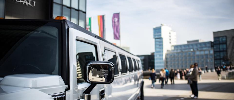 Cologne Location d'un Hummer Limousine image 1