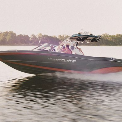 motorboot-selber-fahren-auf-der-donau-2.jpg image 1