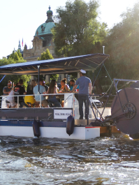 Le Beer Bike sur l'eau Prague