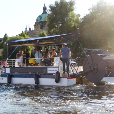 praguecycleboat2-min-edit.jpg image 1