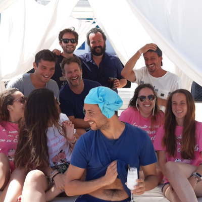 grupo-amigos.jpeg image 3