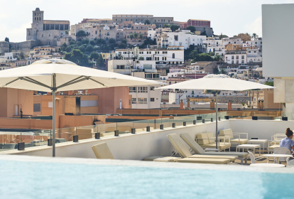 Ibiza Piscine sur le toit & Cocktail image 1