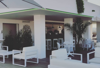 Ibiza Piscine sur le toit & Cocktail image 4