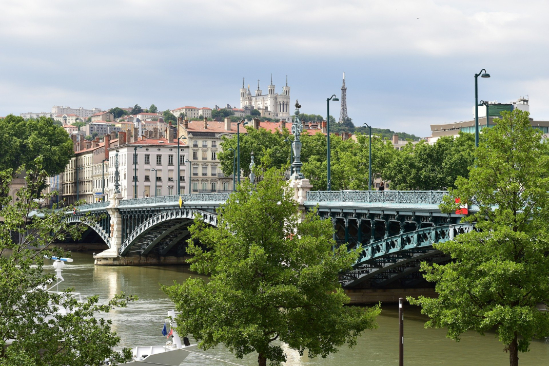 pont de la ville de lyon